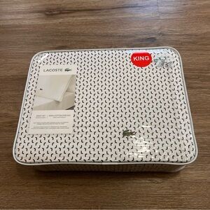 LACOSTE Boomrang King Sheet & 2 Pillow Case Set NWT